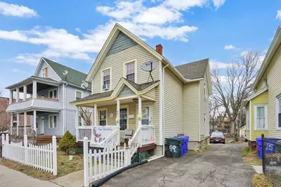 49 Andrew St, Springfield, MA 01109 - Photo 3