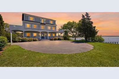 12 Groveland St, Wareham, MA 02532 - Photo 1