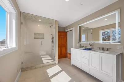 12 Groveland St, Wareham, MA 02532 - Photo 19