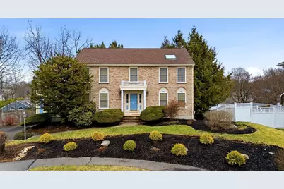 15 Valdora Drive, Stoneham, MA 02180 - Photo 1