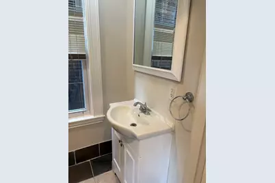 1672 Beacon St #2, Brookline, MA 02446 - Photo 3