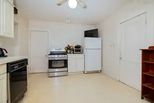 17-19 Lowe St, Quincy, MA 02169 - Photo 11