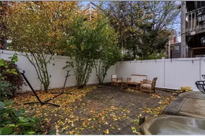 159 N St, Boston, MA 02127 - Photo 11