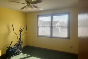 55 Empire St, Chicopee, MA 01013 - Photo 9