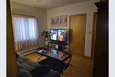 65 Chipman St #1, Medford, MA 02155 - Photo 9