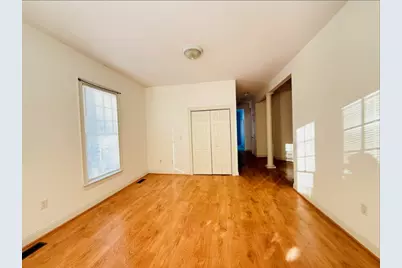 31 Elmwood St #31, Newton, MA 02458 - Photo 3