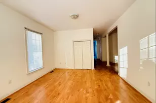 31 Elmwood St, Newton, MA 02458 - Photo 3