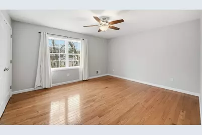 140 Temby St, Springfield, MA 01119 - Photo 15