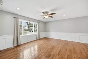 140 Temby St, Springfield, MA 01119 - Photo 11