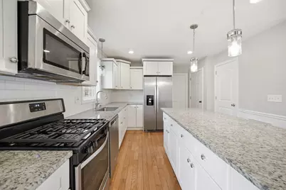 140 Temby St, Springfield, MA 01119 - Photo 5