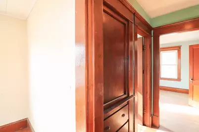 110 Bonneville Ave, Chicopee, MA 01013 - Photo 21