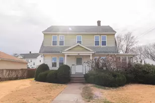 110 Bonneville Ave, Chicopee, MA 01013 - Photo 31