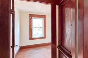 110 Bonneville Ave, Chicopee, MA 01013 - Photo 17