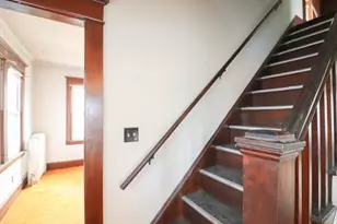 110 Bonneville Ave, Chicopee, MA 01013 - Photo 15