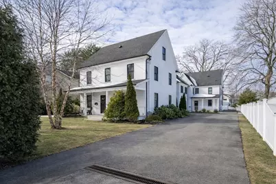 405 Parker St #405, Newton, MA 02459 - Photo 9