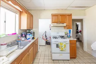 83 Calumet, Revere, MA 02151 - Photo 29