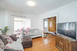 83 Calumet, Revere, MA 02151 - Photo 25