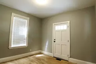 128 Chestnut St, Brookline, MA 02445 - Photo 9