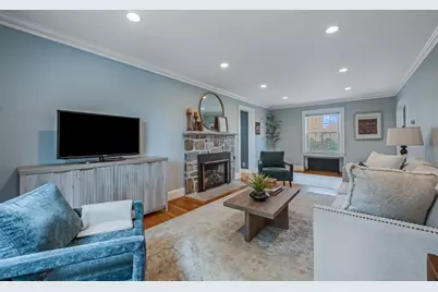 38 Cerdan Avenue, Boston, MA 02132 - Photo 17