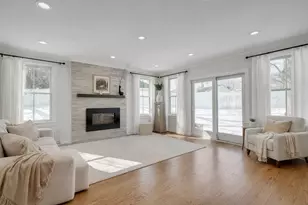 405 Parker St, Newton, MA 02459 - Photo 3