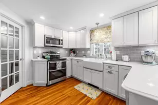 4 Magnolia Terrace, Stoneham, MA 02180 - Photo 9