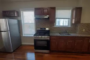 35 Catawba St, Boston, MA 02119 - Photo 5