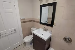 35 Catawba St, Boston, MA 02119 - Photo 13
