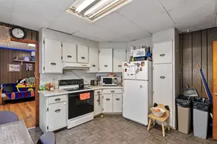 56 Mansfield St, Everett, MA 02149 - Photo 15