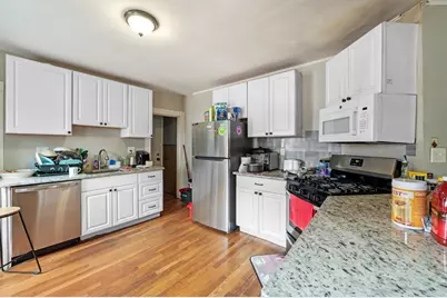 56 Mansfield St, Everett, MA 02149 - Photo 9