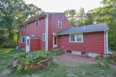 38 Druid Hill Ave E, Randolph, MA 02368 - Photo 9