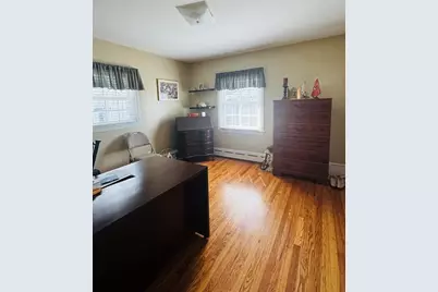 649 Stafford Rd, Fall River, MA 02721 - Photo 13