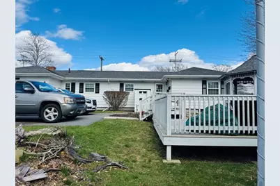 649 Stafford Rd, Fall River, MA 02721 - Photo 17