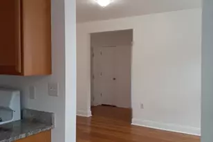 10 Yeamans, Revere, MA 02151 - Photo 3