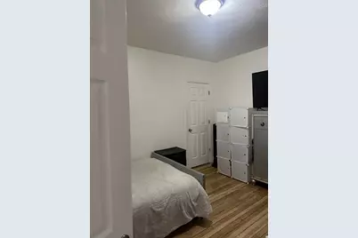 136 Walnut Ave #4, Revere, MA 02151 - Photo 3