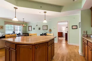 65 Hawthorne Dr, Bedford, NH 03110 - Photo 21