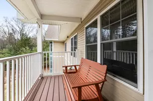 65 Hawthorne Dr, Bedford, NH 03110 - Photo 25