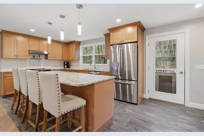 8 Stoneybrook Drive, Sturbridge, MA 01566 - Photo 5