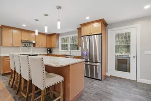 8 Stoneybrook Dr, Sturbridge, MA 01566 - Photo 5