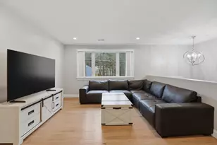 8 Stoneybrook Dr, Sturbridge, MA 01566 - Photo 11