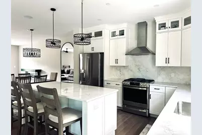 18 Elise Avenue #9, Londonderry, NH 03053 - Photo 3