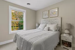 18 Elise Ave, Londonderry, NH 03053 - Photo 27