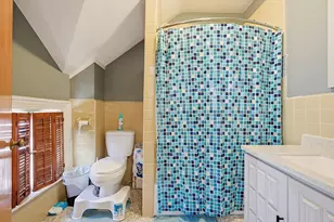 1417 Globe St, Fall River, MA 02721 - Photo 37