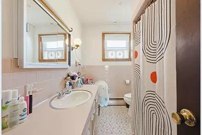 1417 Globe St, Fall River, MA 02721 - Photo 25