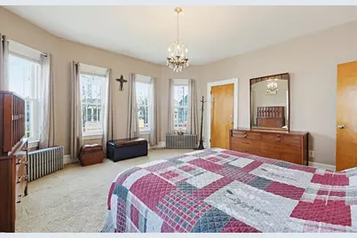 1417 Globe St, Fall River, MA 02721 - Photo 5