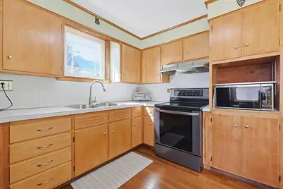 1417 Globe St, Fall River, MA 02721 - Photo 17