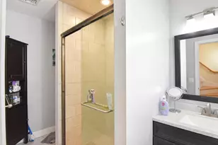 84 Litchfield St, Boston, MA 02135 - Photo 9