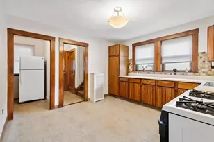 2123 7th St, Medford, MA 02155 - Photo 25