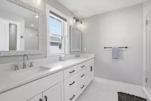 29 Grove St, Hudson, MA 01749 - Photo 33