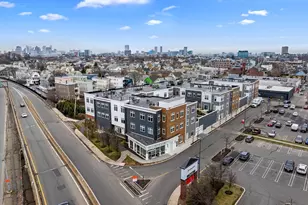 60 Cross St E, Somerville, MA 02143 - Photo 31