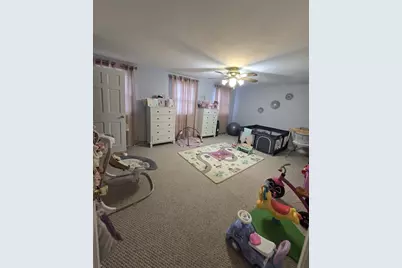 20 Farm Pond Rd, Dracut, MA 01826 - Photo 31